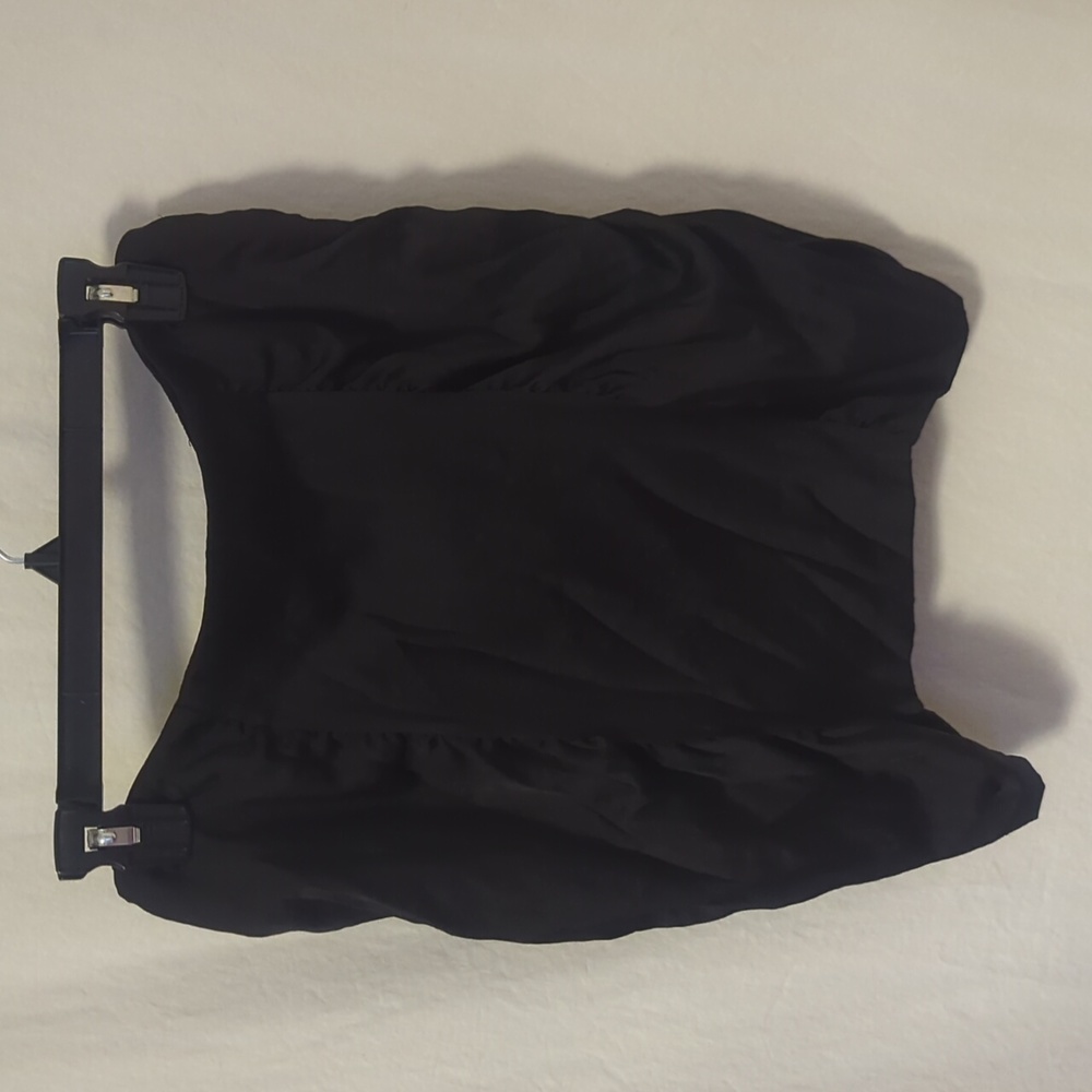 ✨5/$25✨ Lush Nordstrom black satin skirt - Picture 2 of 9